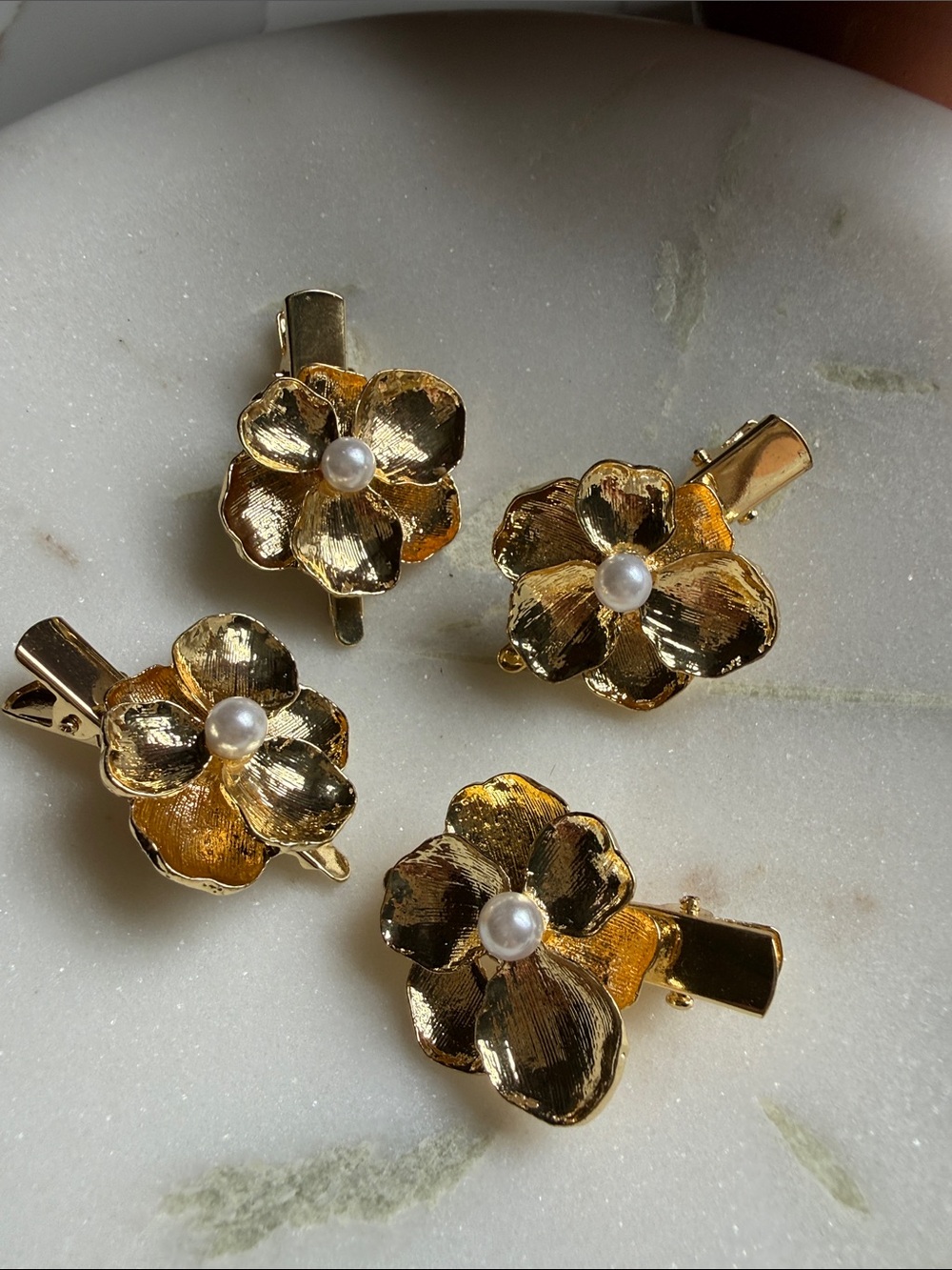 Anthropologie Gold Flower Pearl Hair Clips - Set of 4